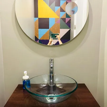 Sunny Arroios * Лиссабон